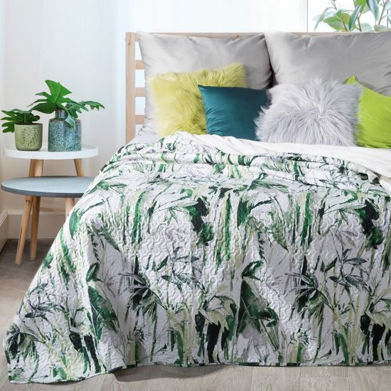 Narzuta na łóżko pikowana hotpress motyw roślinny 200x220 cm biało-zielona - 200 x 220 cm - biały