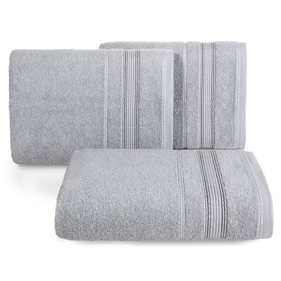 Ręcznik z bawełny z bordiurą podkreśloną srebrną nitką 70x140cm - 70 X 140 cm - srebrny