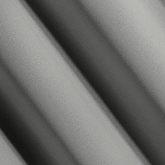 LOGAN GŁADKA MATOWA SREBRNA ZASŁONA ZACIEMNIAJĄCA BLACKOUT 135x250 cm NA PRZELOTKACH LOGAN GŁADKA MATOWA SREBRNA ZASŁONA ZACIEMNIAJĄCA BLACKOUT 135x250 cm NA PRZELOTKACH - 140 X 250 cm