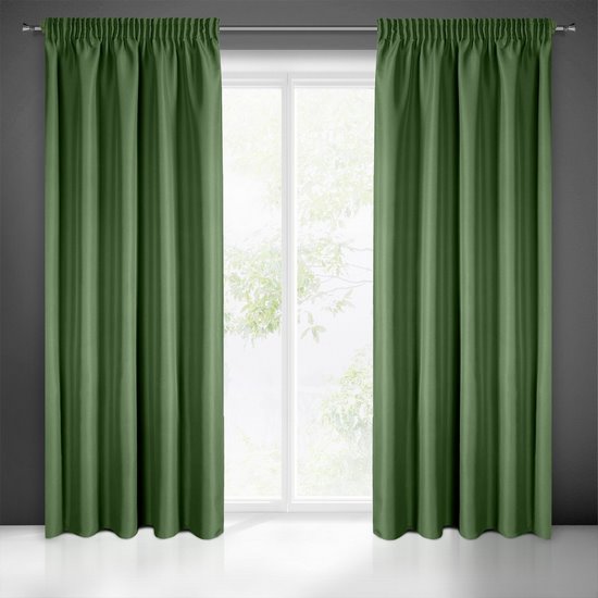Zasłona gotowa RITA długa ciemna zielona z matowej  gładkiej tkaniny  na taśmie 140x270 cm EUROFIRANY - 140 x 270 cm