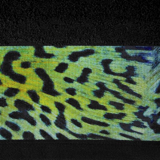 RĘCZNIK KĄPIELOWY - Mój wybór Eva Minge - czarny i zwierzęcy wzór 50x90 cm RĘCZNIK KĄPIELOWY - Mój wybór Eva Minge - czarny i zwierzęcy wzór 50x90 cm - 50x90