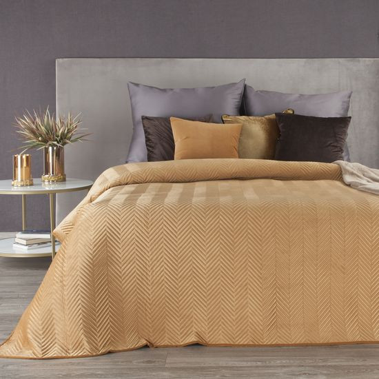 SOFIA MIODOWA NARZUTA Z MATOWEGO WELWETU PIKOWANEGO W JODEŁKĘ 170x210 cm EUROFIRANY SOFIA MIODOWA NARZUTA Z MATOWEGO WELWETU PIKOWANEGO W JODEŁKĘ 170x210 cm EUROFIRANY - 170 X 210 cm