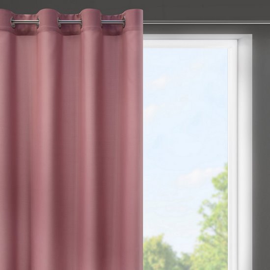Zasłona gotowa RITA krótka ciemna różowa z matowej  gładkiej tkaniny  na przelotkach 140x175 cm EUROFIRANY - 140 x 175 cm - ciemnoróżowy