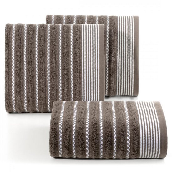 Ręcznik klasyczny ciemny brązowy LEO wzór zygzaka z bordiurą w pasy 50x90 cm o gramaturze 450 g/m2 DESIGN 91 Ręcznik klasyczny ciemny brązowy LEO wzór zygzaka z bordiurą w pasy 50x90 cm o gramaturze 450 g/m2 DESIGN 91 - 50 x 90 cm