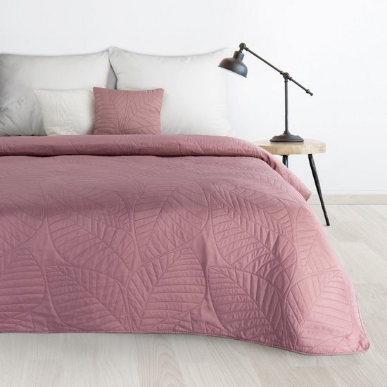 Narzuta różowa BONI 6 pikowana metodą hot press Design 91 - 170 x 210 cm - różowy