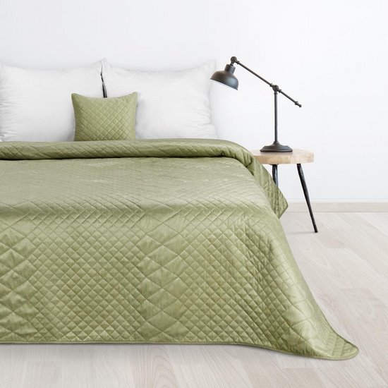 Luiz 3 jasna zielona narzuta z welwetu z geometrycznym pikowaniem na łóżko do sypialni 220x240 cm Design91 - 220 X 240 cm - jasnozielony