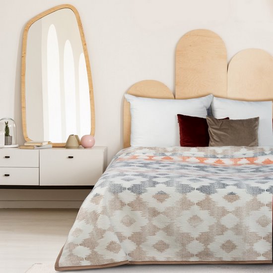 Koc kremowy z bawełny i akrylu we wzór w stylu retro 150x200 cm EUROFIRANY Koc kremowy z bawełny i akrylu we wzór w stylu retro 150x200 cm EUROFIRANY - 150 x 200 cm