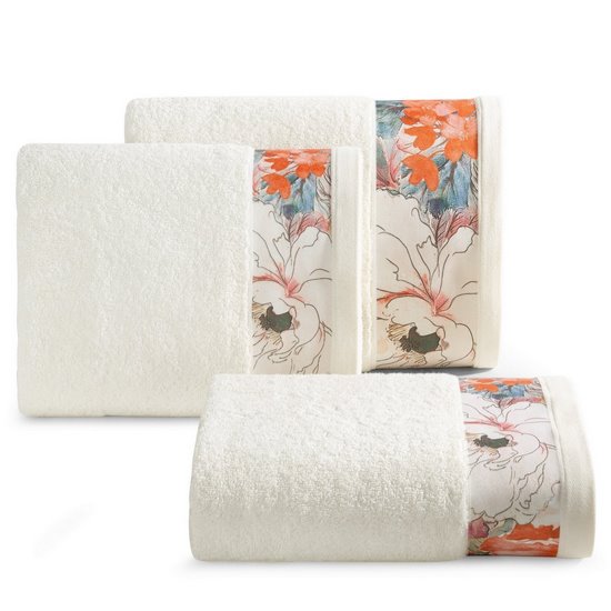 CHLOE kremowy ręcznik kąpielowy z dekoracyjną bordiurą w kwiaty EWA MINGE 50x90 cm Eurofirany CHLOE kremowy ręcznik kąpielowy z dekoracyjną bordiurą w kwiaty EWA MINGE 50x90 cm Eurofirany - 50 x 90 cm