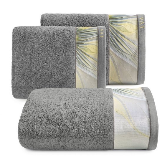 ALEXIS GRAFITOWY RĘCZNIK KĄPIELOWY Z DEKORACYJNĄ BORDIURĄ Z DESIGNERSKIM WZOREM EWA MINGE 70x140 cm EUROFIRANY ALEXIS GRAFITOWY RĘCZNIK KĄPIELOWY Z DEKORACYJNĄ BORDIURĄ Z DESIGNERSKIM WZOREM EWA MINGE 70x140 cm EUROFIRANY - 70 x 140 cm