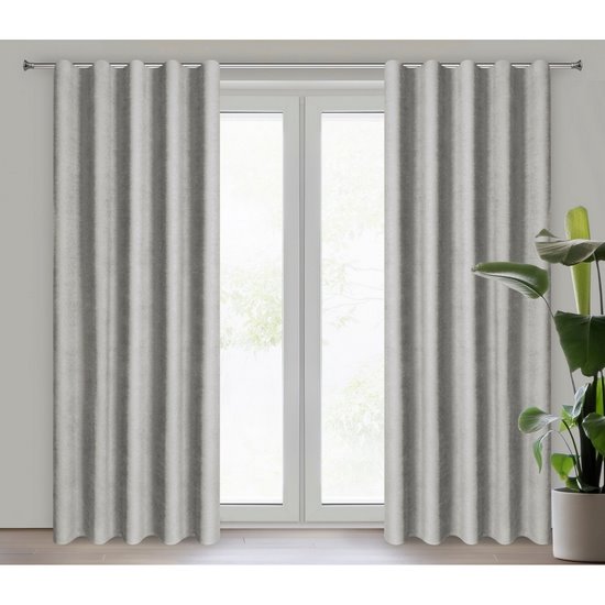 Zasłona jednokolorowa Dora z tkaniny o welurowej strukturze na taśmie typu fala 50x220 cm, ciemnosrebrna, marszczenie 1:2 Zasłona jednokolorowa Dora z tkaniny o welurowej strukturze na taśmie typu fala 50x220 cm, ciemnosrebrna, marszczenie 1:2 - 50 x 220 cm