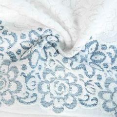 Ręcznik bawełniany biały Ria z bordiurą w niebieskie kwiaty 70x140 cm o gramaturze 500 g/m2 Eurofirany - 70 x 140 cm - biały 9