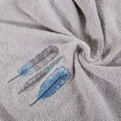 Haftowany ręcznik kąpielowy z motywem piór srebrny 50x90 cm - 50 X 90 cm - srebrny 9
