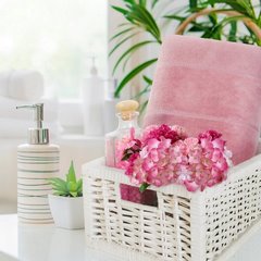 Ręcznik bawełniany jasny różowy MARI z bordiurą z welwetu 70x140 cm Eurofirany o gramaturze 500 g/m2 - 70 x 140 cm - różowy 8