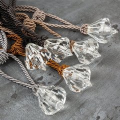 Dekoracyjny sznur TONI srebrny do upięć z chwostem Eurofirany - 44 cm - srebrny 3